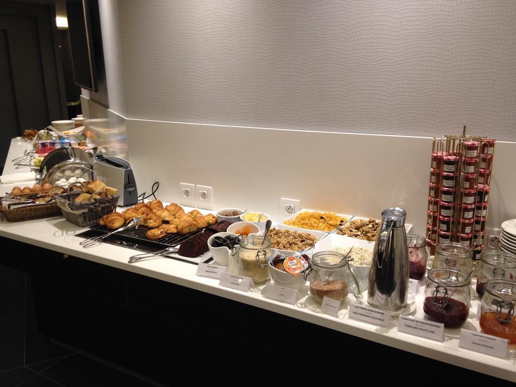Best Western Plus Le Moderne Caen Bagian luar foto